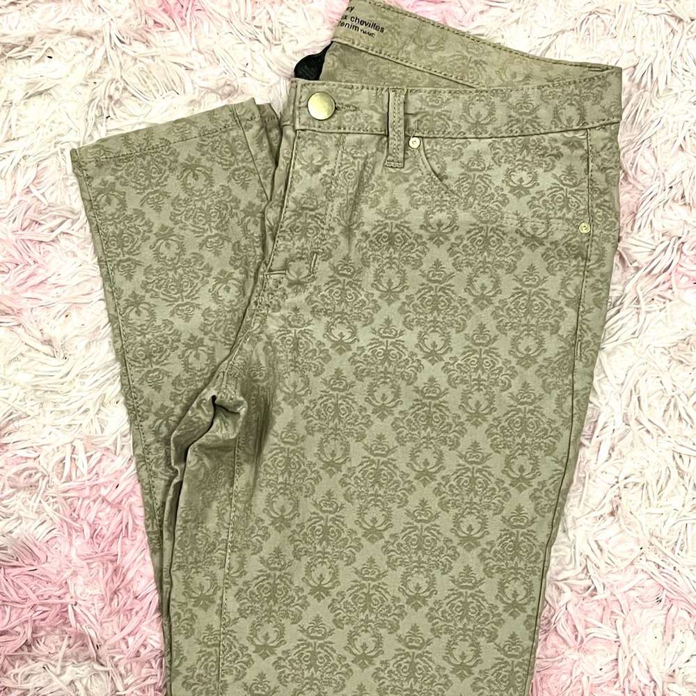 Printed denim jeans